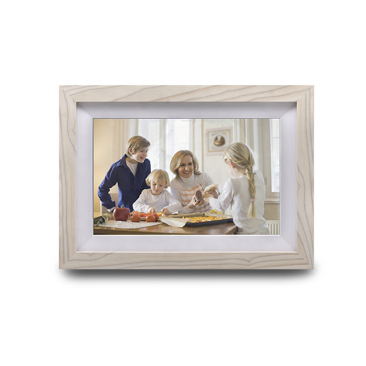 Made in china wifi 10&quot; lcd electric photo frame touchscreen multifunctional cloud digital photo frame