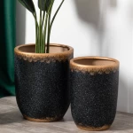 Minimalism style indoor outdoor balcony decor matte flower pots mold black gold ceramic cactus pots plant pots