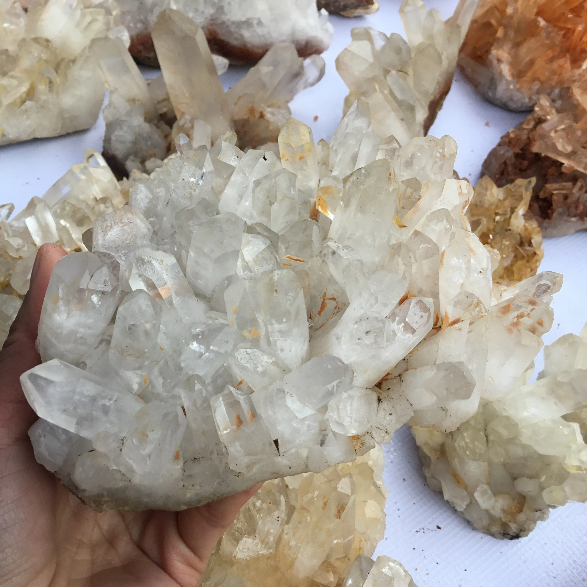 Natural rough clear crystal cluster transparent quartz crystal cluster mineral specimen