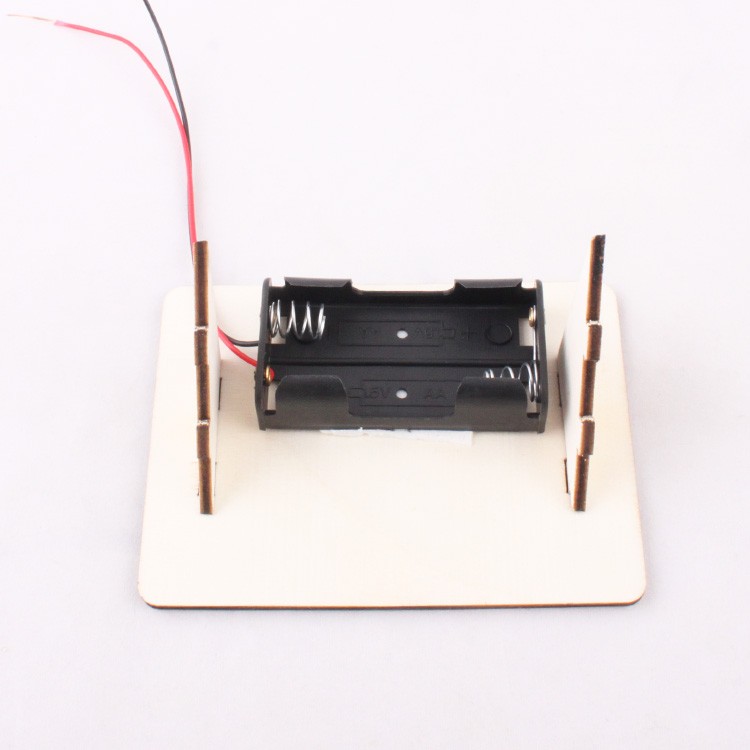 New DIY Wooden Enelectro-magnetic Induction Science Kit Electronics For Kids