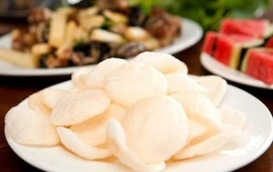 PRAWN/ SHRIMP CRACKERS - Special seafood snacks/ shrimp chips from Vietnam