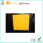 recycled rubber speed bump for city road