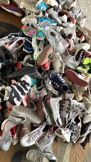 second hand clothing sneaker second hand clothing high top kids shoe used shoes