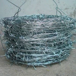 2.5 mm main wire double strand 4 points hot dipped galvanized Barbed Wire for fence