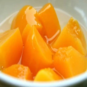 850g Canned yellow peach snacks fresh peaches in water in China on sale