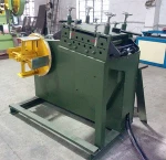 Automatic open cell ceiling connector making machinery