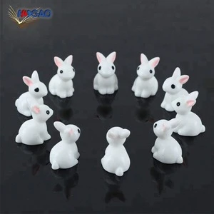 China cheap wholesale decor ornament cute fairy garden miniature crafts resin rabbit figurines