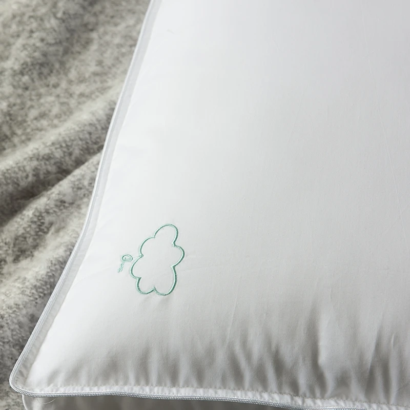 Custom shaped 5 star luxury marriott hilton pillow polyester goose down duck feather hilton pillow microfiber hotel pillow