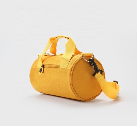 Customized logo large capacity women travel bag waterproof sport gym travel yellow duffel bag with shoe compartment