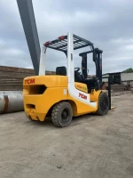 Direct delivery from manufacturer: Reliable used TCM FD30T3 forklift, 3-ton capacity, economical for export.