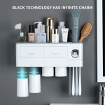Family Magnetic Plastic Toothbrush Teeth Cleaner Cup Automatic Toothpaste Dispenser with Toothbrush Holder