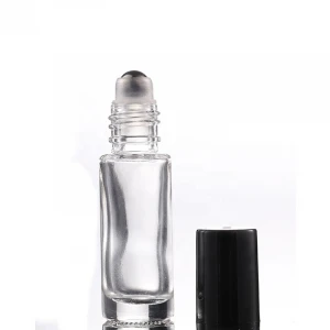 Guangzhou Yinmai 5 ml 10 ml Roll On Glass Perfume Bottle Empty Thick Transparent Glass Roller Ball Essential Oil Bottle