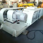 Pebble Crushing sand Making Machine Stone Roll crusher