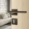 Wholesale good quality modern design simple style door handle