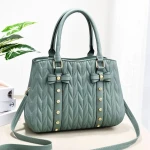 Wholesale High quality fashion latest handbags young models round shape unique trendy women hand bags 2021