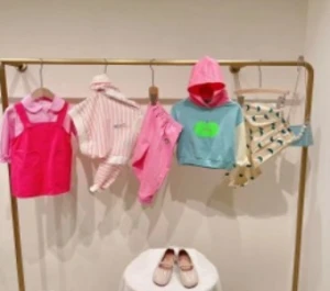 Children/Baby Clothes
