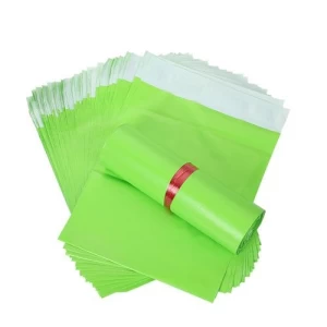 Eco friendly biodegradable 10*13 shipping envelopes mailing bag mailers for boutique apparel shipping