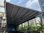 Folding canopy