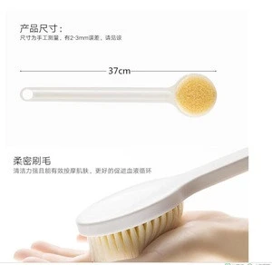 2018 New Brush Hot selling pure white bristle plastic beech bath shower brush