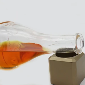 Custom promotional durable using engraved glass bottle wine bottles 550ml