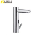 Decoration CUPC Auto Bathroom Sink Basin Brass Faucet