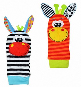 Factory Direct Sale High Quality Animal Cute Cartoon Socks Rattle and Foot Socks Baby Rattle Toys