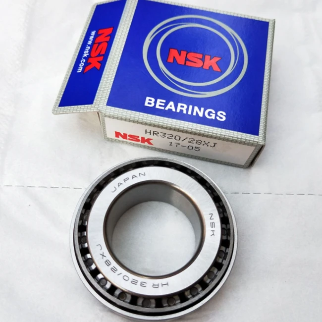 NSK HR32218J 90x160x42.5mm Tapered Roller Bearing For Truck