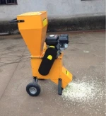Recoil start mobile small gasoline garden shredder