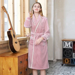 Women's Sleepwear: Pajamas, Robes & Nightdresses