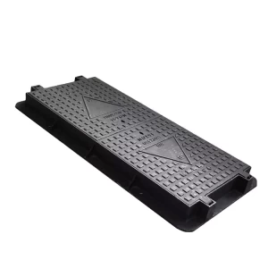 China Heavy Duty Hinged Round Telecom Electric Power Manhole Access Cover Manufacturers