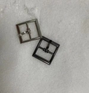 W2837Fancy Clothes Buttons