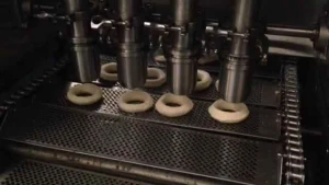DPL-Fully Automatic Century Yeast Raised Donut Production Line-Yufeng