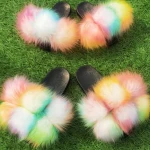 Hot Sales fur pom pom Fox Fur Slides 2021 Women Fluffy Slides fashion design real women fur indoor Sandals Slippers