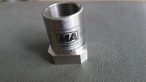 20W Fiber Laser Metal Marking / Mini Laser Engraving Machine For Marking Metal / Plastic /auto parts/ PVC Pipe