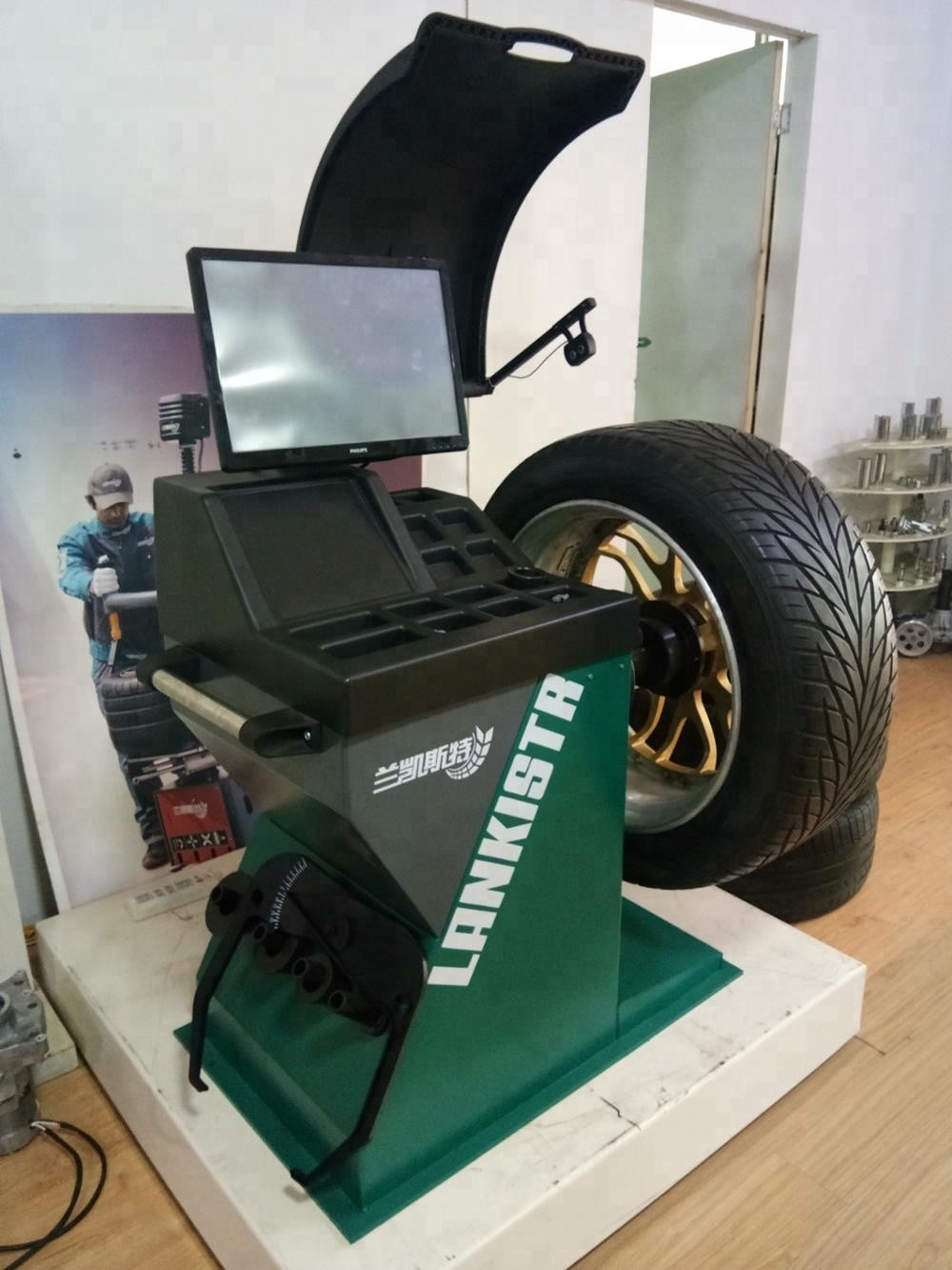 Buy Automatic Wheel Balancing And Wheel Alignment Machine from Hebei ...