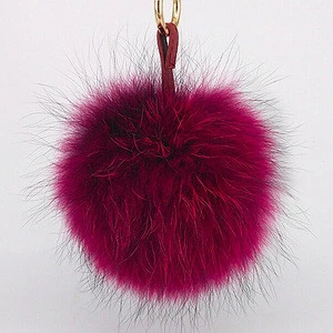Cheap custom design animal fur pompoms fashion trendy fake fur accessory for bags FT042