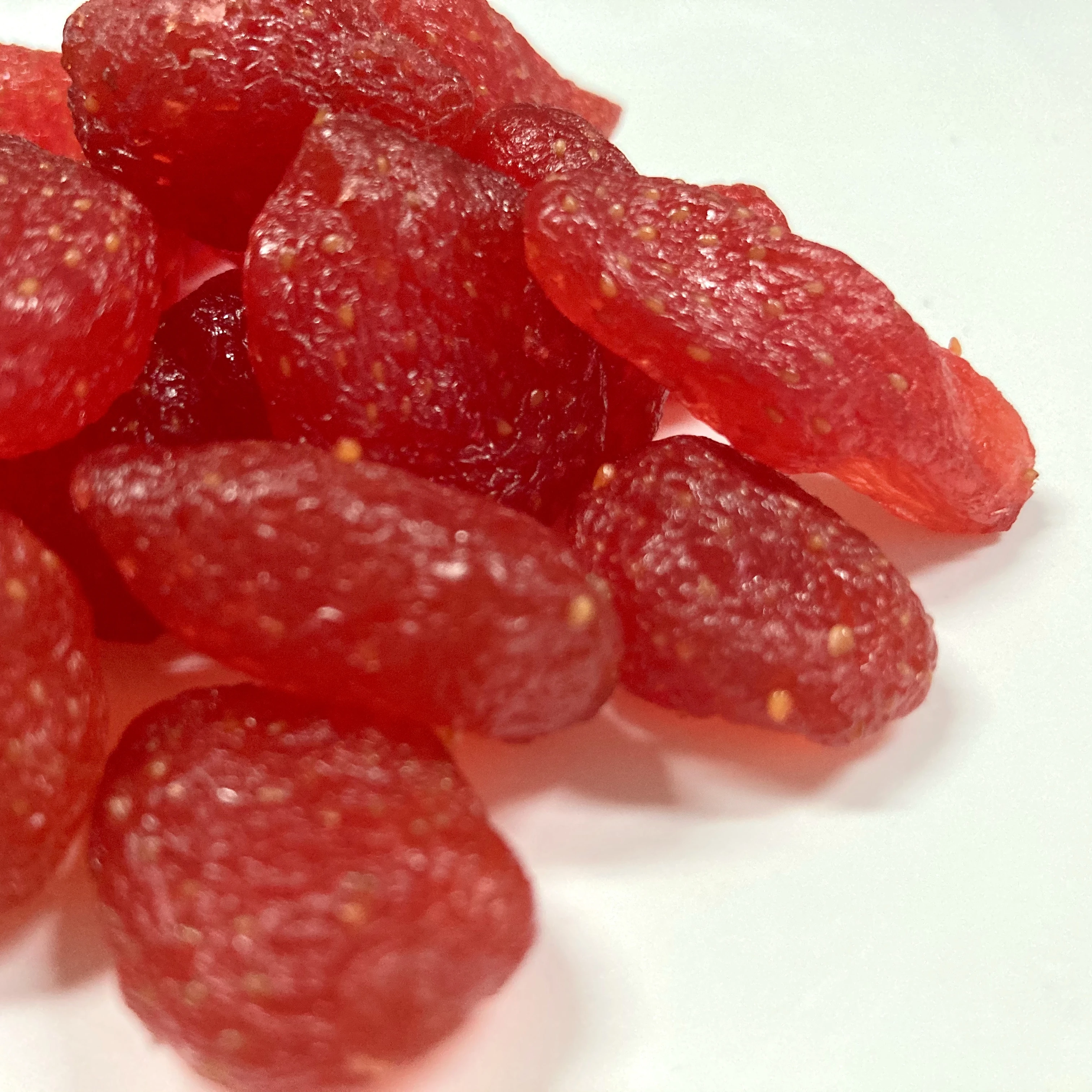 Chinese hot-sale dried fruit dried strawberry snacks