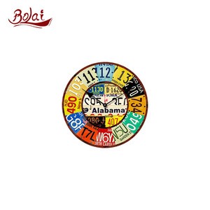 Colorful numbers graffiti round shape simple wood wall clock for gift