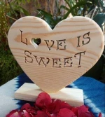 Creative Engraved Heart Wooden Crafts with Base