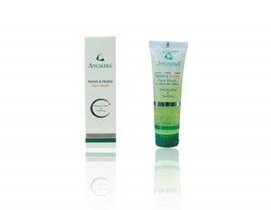 Face Wash Gel For Normal Skin having Aloe Vera Extract 5%  Allantoin 0.1%  Glycolic Acid 1%