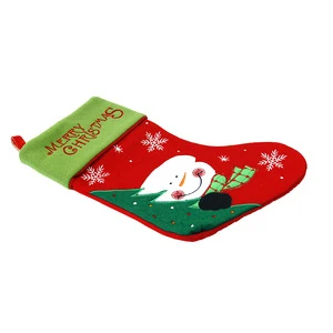 High quality cheap price christmas decoration red and green snowman pattern christmas stocking socks custom