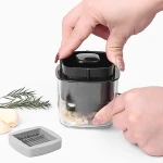 Hot Sale Stainless Steel Ginger Juice Garlic Crusher Manual Garlic Press Kitchen Gadget