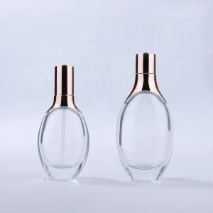 Hot sales flat round shape cosmetic glass spray pump cosmetic bottle