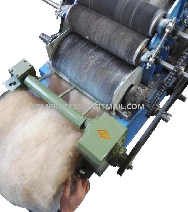 Simply structure wool fiber quilt carding machine
