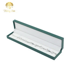 Wholesale luxury custom logo small cardboard jewellery storage packaging paper jewelry box with sponge