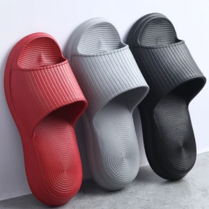 Wholesales 2021 Men Comfortable EVA Non-slip Bathroom Slipper Lady Slipper for Women Flip Flops Sandals Custom Slides