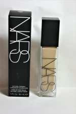 NARS Natural Radiant Longwear Foundation punjab