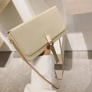 2018 new contracted tassels obliquely small box bag for ladies