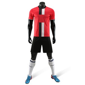 2020 New Arrival Custom Design Team and Playrer&#39;s Name Number Customized Breathable Quick Dry Mesh Jersey Eyelets Soccer Jersey