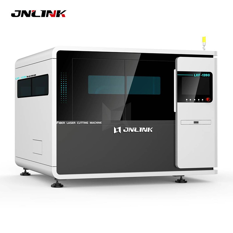 7% DISCOUNT 0640 1390 screw transmission Precision Metal Plate Fiber laser cutting machine with protective cover